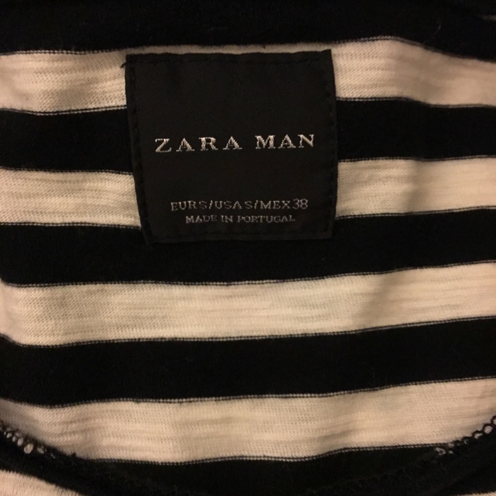 Zara black and white stripes T-Shirt. Size S